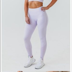 KORA seamless lilac leggings